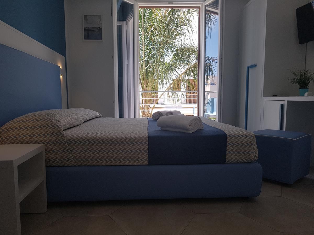 B&B Aloe Comfort Rooms ซานวิโต โลคาโป ภายนอก รูปภาพ